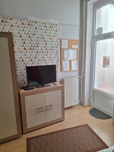 Udoban Novi Sad Centar 6B apartman sa terasom u samoj pešačkoj zoni.