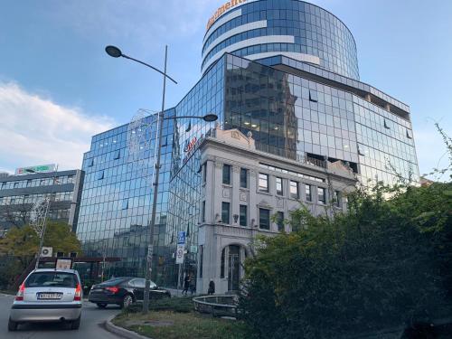 Pupin Palace Apartments Novi Sad stan na dan smestaj u Pupinovoj palati kod pesacke zone sa modernim sobama i garazom
