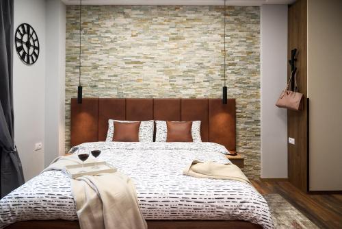 Manoir Apartments City Center Novi Sad stan na dan smestaj na Trgu Marije Trandafil na Podbari sa liftom parkingom